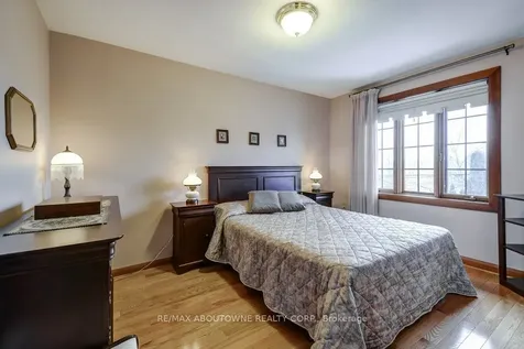 17 Duffield Road Toronto ON M9P 3C8