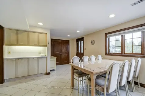 17 Duffield Road Toronto ON M9P 3C8