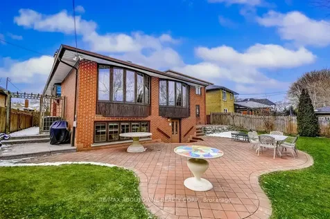 17 Duffield Road Toronto ON M9P 3C8