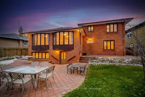 17 Duffield Road Toronto ON M9P 3C8