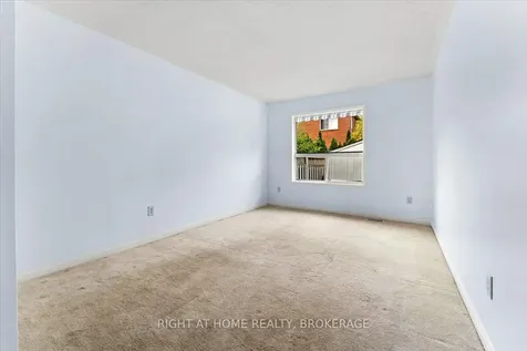 33 Atwood Avenue Halton Hills ON L7G 5Z9