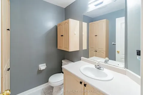33 Atwood Avenue Halton Hills ON L7G 5Z9