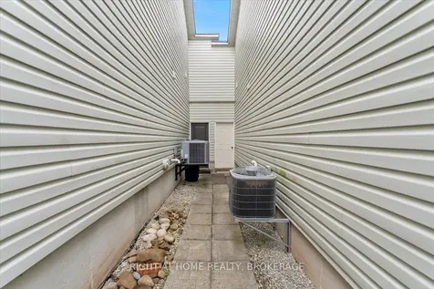 33 Atwood Avenue Halton Hills ON L7G 5Z9