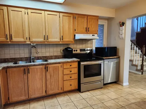 6149 Starfield Crescent Mississauga ON L5N 1X2