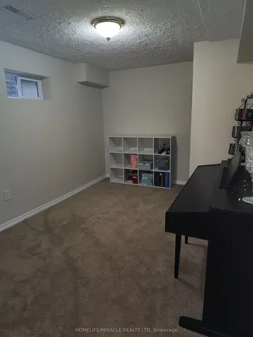 6149 Starfield Crescent Mississauga ON L5N 1X2