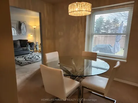 6149 Starfield Crescent Mississauga ON L5N 1X2