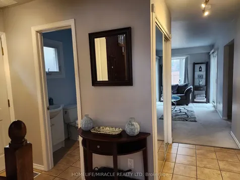 6149 Starfield Crescent Mississauga ON L5N 1X2