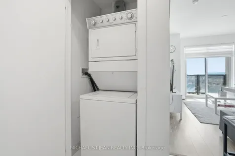 2490 Old Bronte Road Oakville ON L6M 0Y5