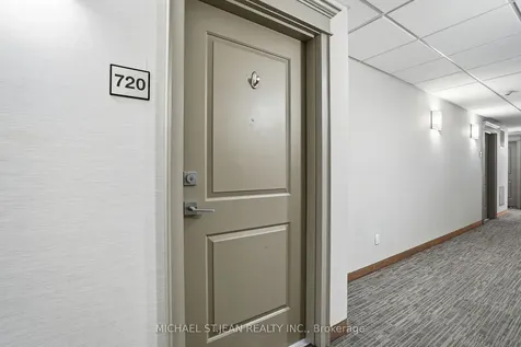 2490 Old Bronte Road Oakville ON L6M 0Y5