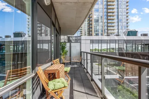 35 Watergarden Drive Mississauga ON L5R 0G8