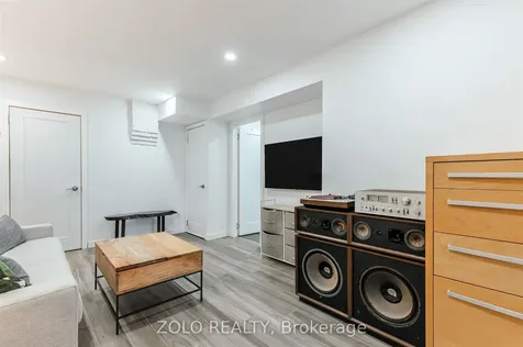 25 Joseph Street Toronto ON M9N 2H9
