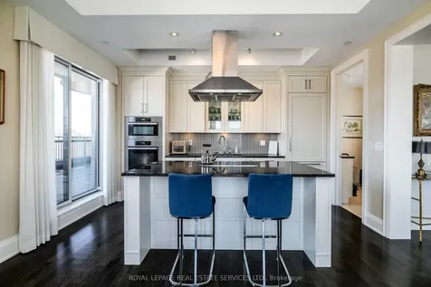30 Old Mill Road Toronto ON M8X 0A5