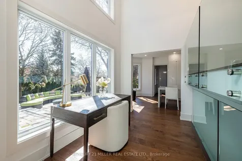 1036 Masters Green N/a Oakville ON L6M 2N7