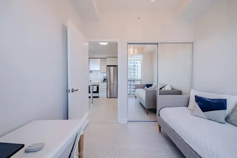 30 Gibbs Road Toronto ON M9B 0E4