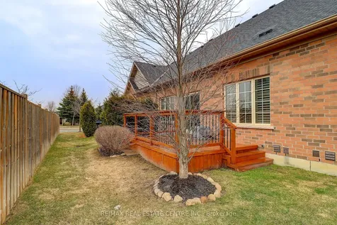 3 Alamode Road Brampton ON L6R 3Z8