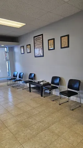 10 Mountainview Road S Halton Hills ON L7G 4J9
