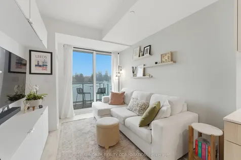 215 Lakeshore Road W Mississauga ON L5H 0A7