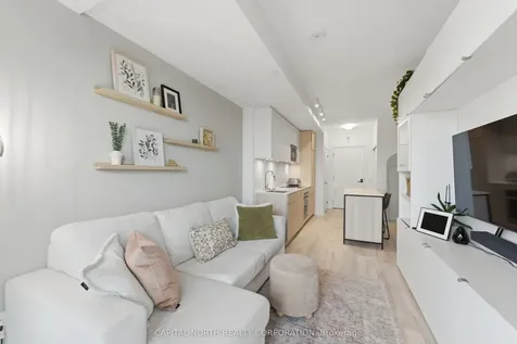 215 Lakeshore Road W Mississauga ON L5H 0A7