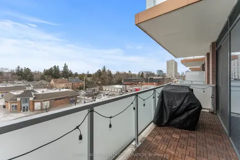 215 Lakeshore Road W Mississauga ON L5H 0A7