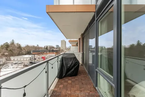 215 Lakeshore Road W Mississauga ON L5H 0A7