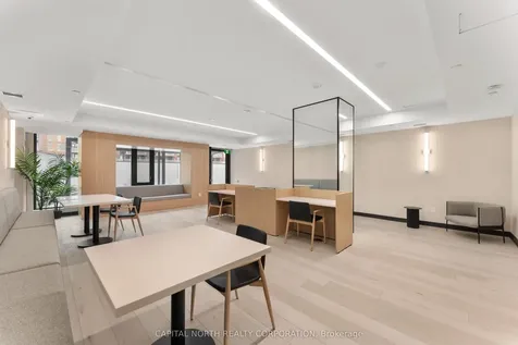 215 Lakeshore Road W Mississauga ON L5H 0A7