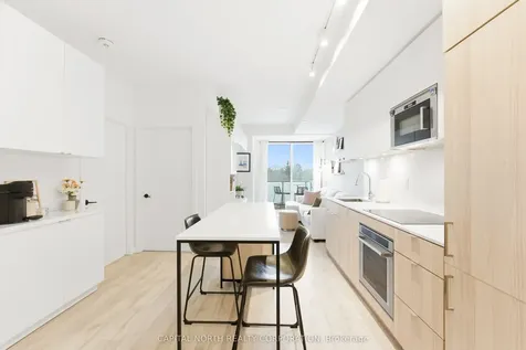 215 Lakeshore Road W Mississauga ON L5H 0A7