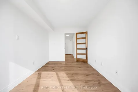 50 Elm Drive E Mississauga ON L5A 3X2