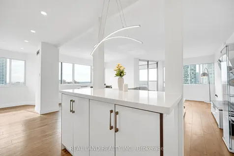 50 Elm Drive E Mississauga ON L5A 3X2