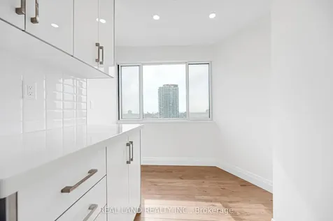 50 Elm Drive E Mississauga ON L5A 3X2