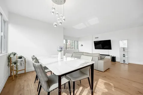 50 Elm Drive E Mississauga ON L5A 3X2