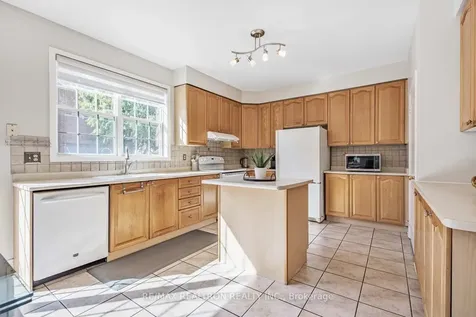 52 Brock Drive Brampton ON L6P 1A2