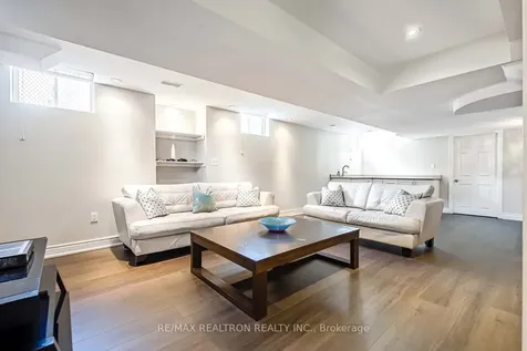 52 Brock Drive Brampton ON L6P 1A2