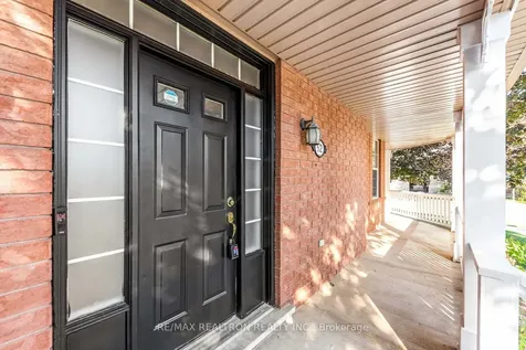 52 Brock Drive Brampton ON L6P 1A2