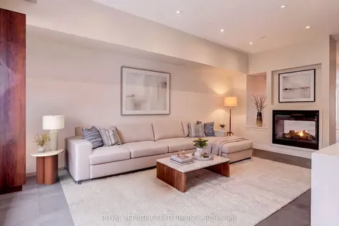66 Compass Way Mississauga ON L5G 4T8