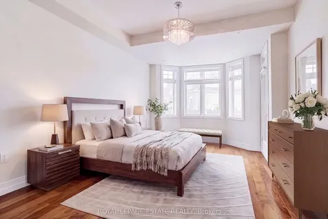 66 Compass Way Mississauga ON L5G 4T8