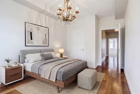 66 Compass Way Mississauga ON L5G 4T8