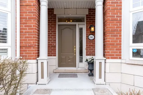 66 Compass Way Mississauga ON L5G 4T8