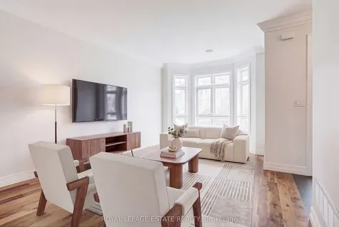 66 Compass Way Mississauga ON L5G 4T8