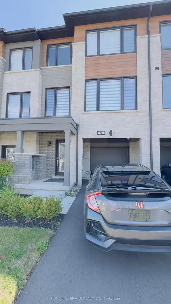 9 Briar Court Halton Hills ON L7G 0P5