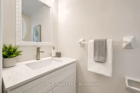 3956 Manatee Way Mississauga ON L5M 6P5