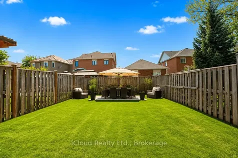 3956 Manatee Way Mississauga ON L5M 6P5