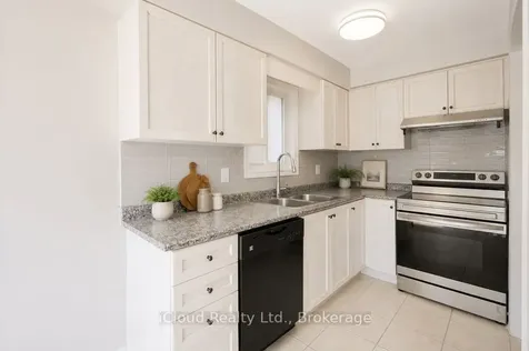 3956 Manatee Way Mississauga ON L5M 6P5