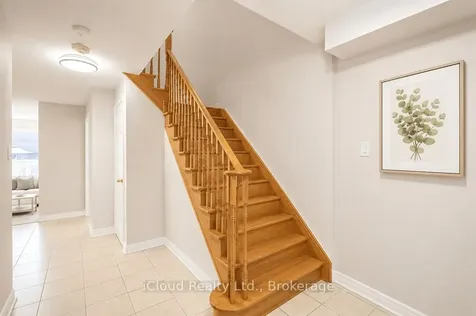 3956 Manatee Way Mississauga ON L5M 6P5
