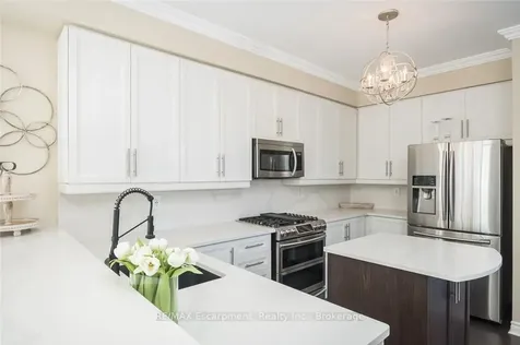 2454 Longridge Crescent Oakville ON L6H 6N8