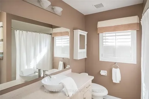 2454 Longridge Crescent Oakville ON L6H 6N8
