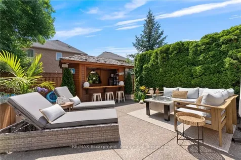 2454 Longridge Crescent Oakville ON L6H 6N8