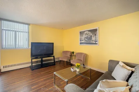 2301 Derry Road W Mississauga ON L5N 2R4