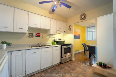2301 Derry Road W Mississauga ON L5N 2R4