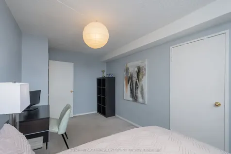 2301 Derry Road W Mississauga ON L5N 2R4