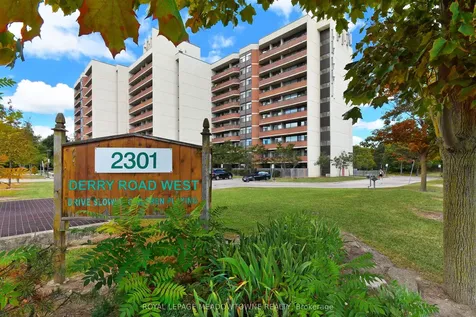 2301 Derry Road W Mississauga ON L5N 2R4